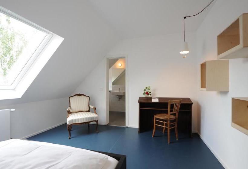 호텔 Seminar & Gästehaus Burghof Stauf