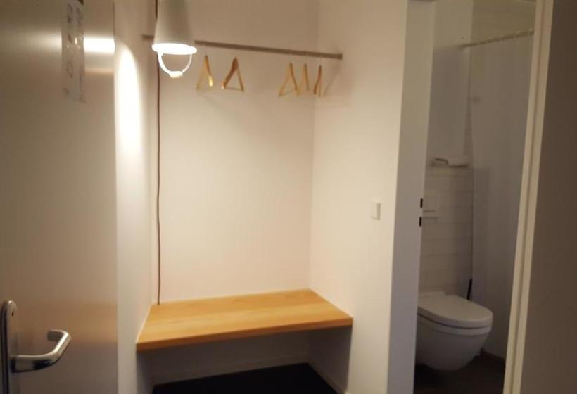 호텔 Seminar & Gästehaus Burghof Stauf