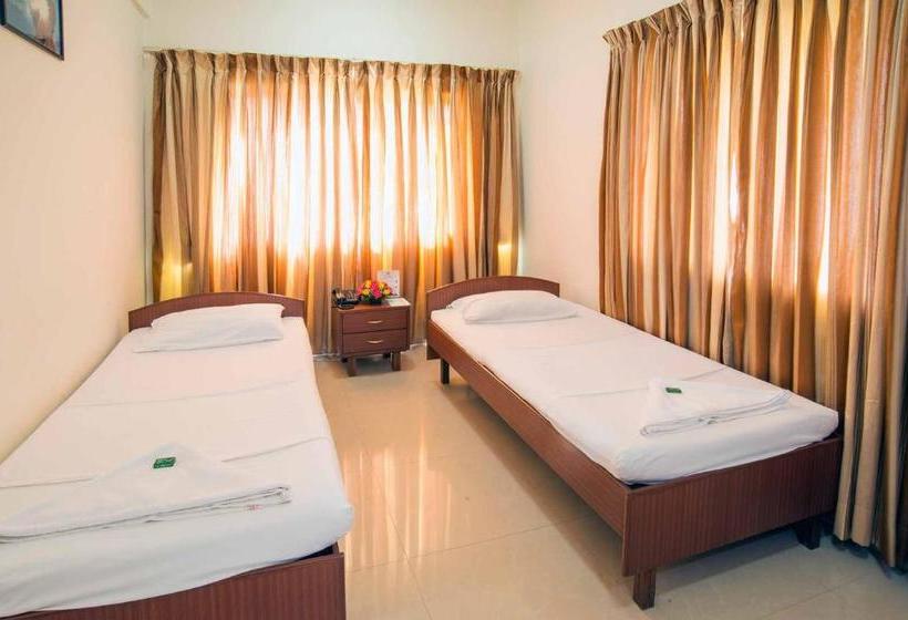 فندق Ymca International House