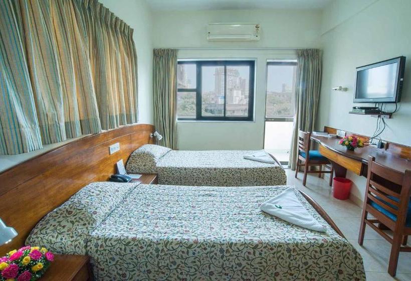 فندق Ymca International House