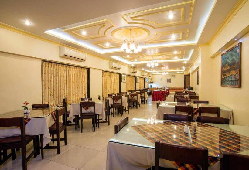 فندق Ymca International House