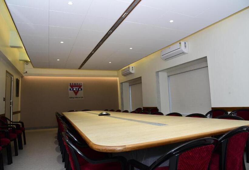 فندق Ymca International House