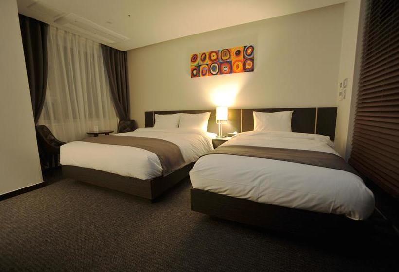 Hotel Yongin Central Coop