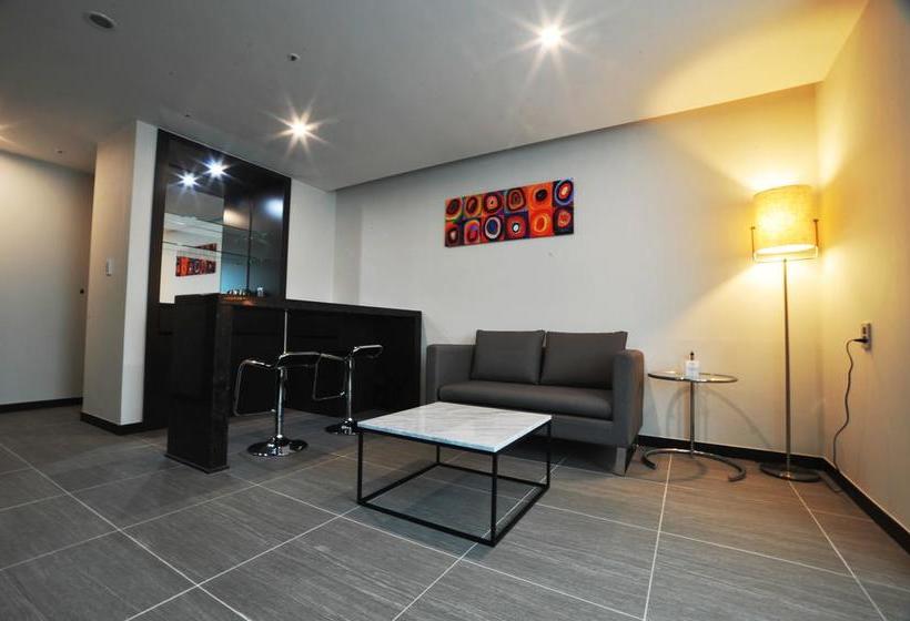 Hotel Yongin Central Coop