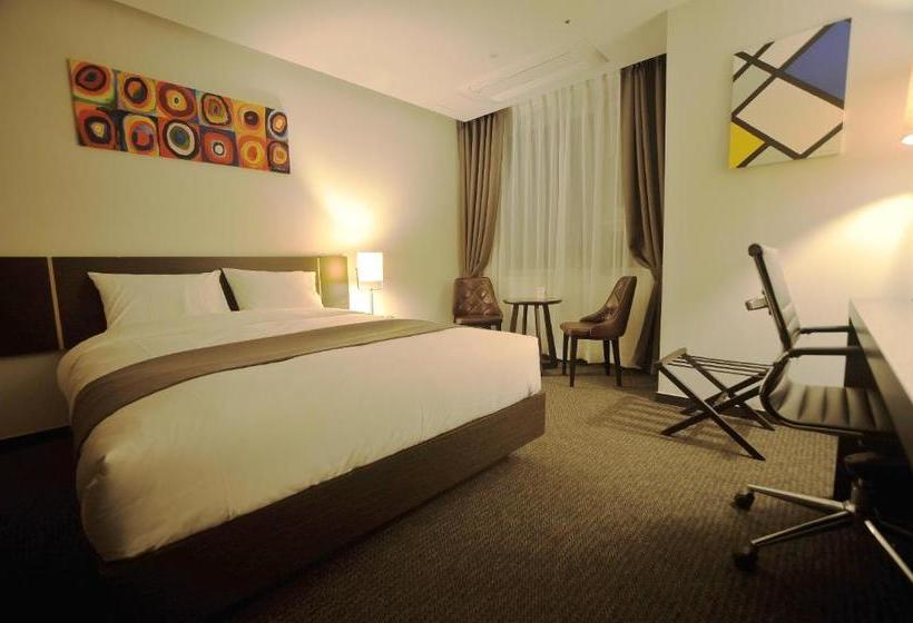 Hotel Yongin Central Coop