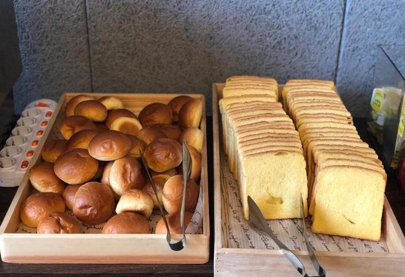 Hotel Yongin Central Coop