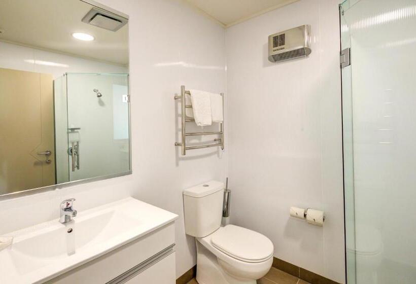 Marakura Deluxe Motel