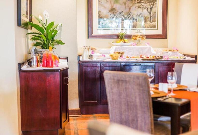 Курорт Sondela Nature Reserve & Spa Country House