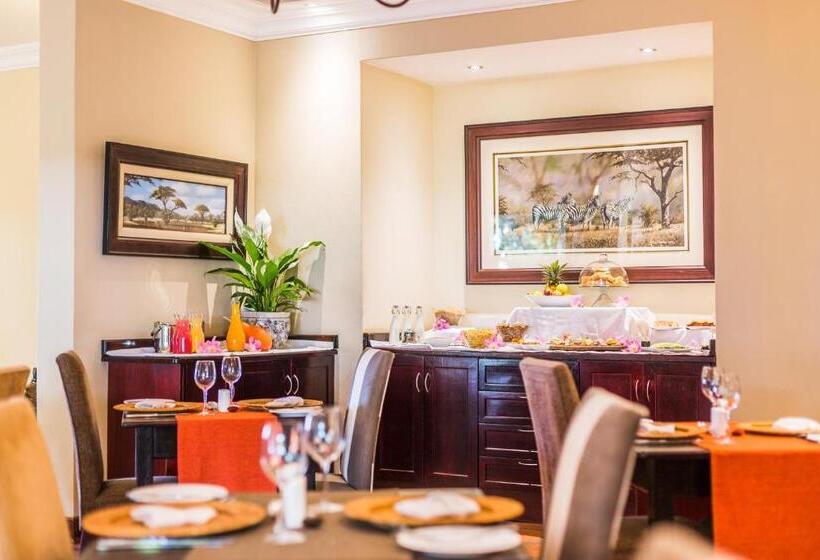 Курорт Sondela Nature Reserve & Spa Country House