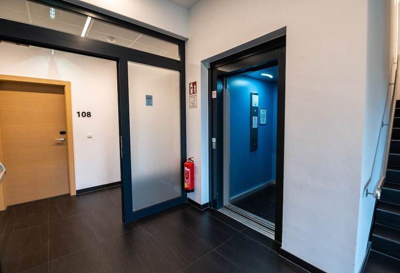 Shome Hotel Graz   Self Check In & Free Parking