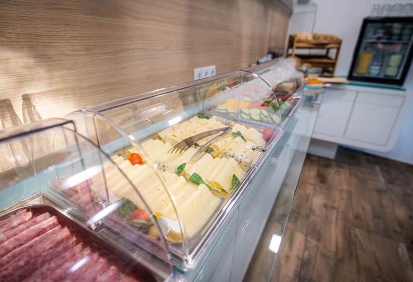 Shome Hotel Graz   Self Check In & Free Parking