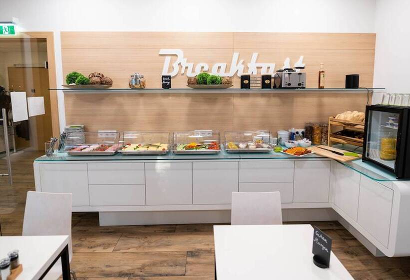 Shome Hotel Graz   Self Check In & Free Parking