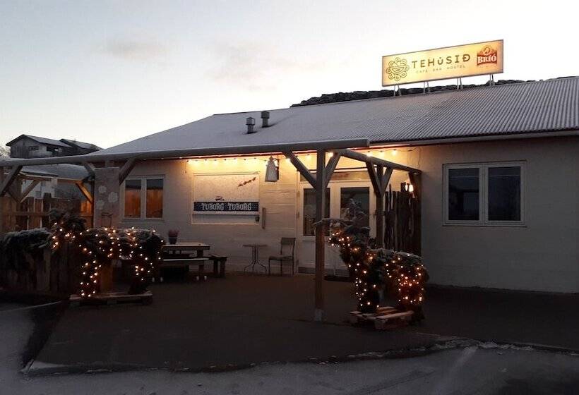 Tehusið Hostel