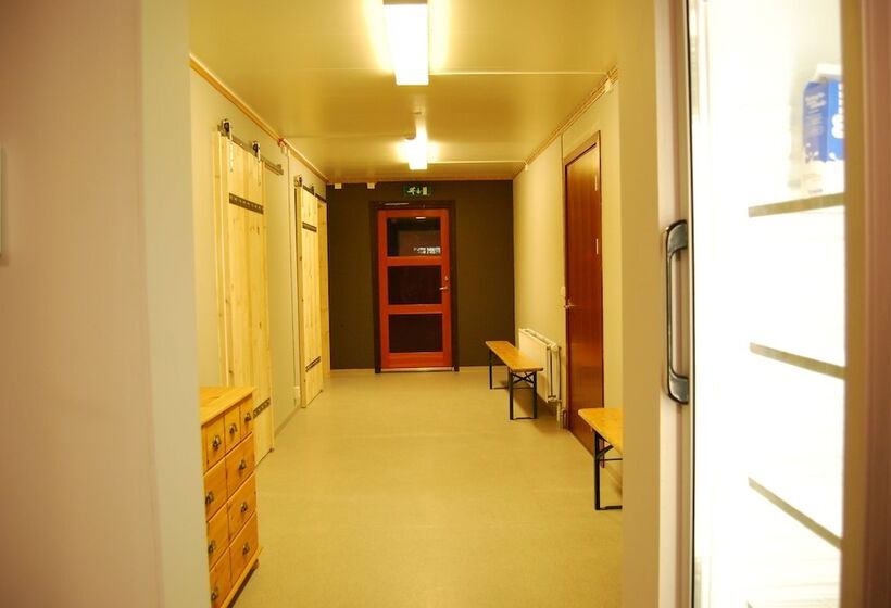 Tehusið Hostel
