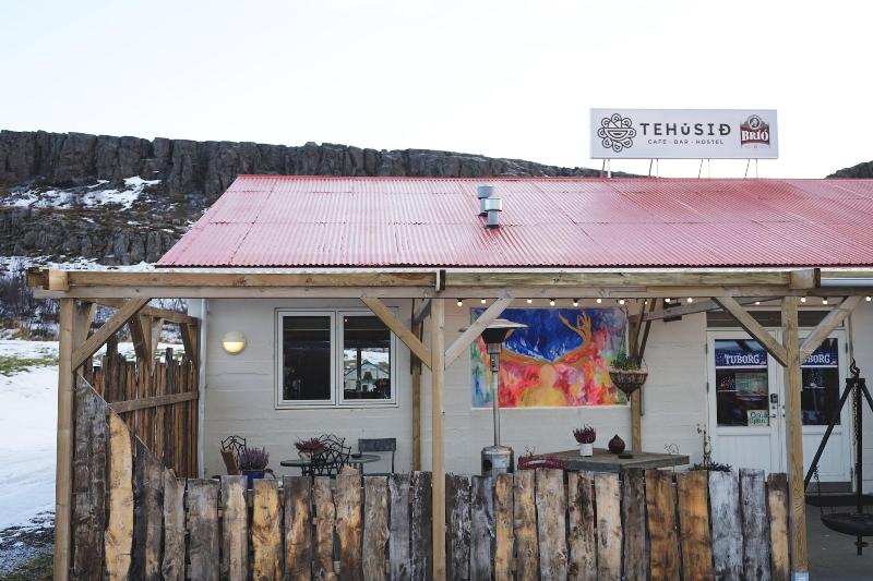 Tehusið Hostel