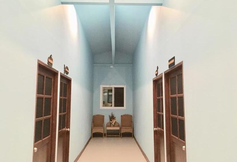 The Corner Transit Hostel