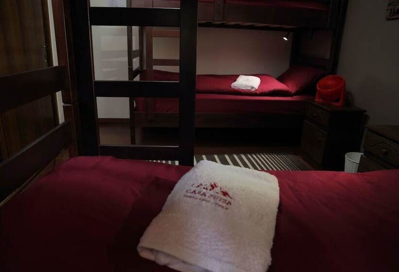 ユースホステル Casa Suiza