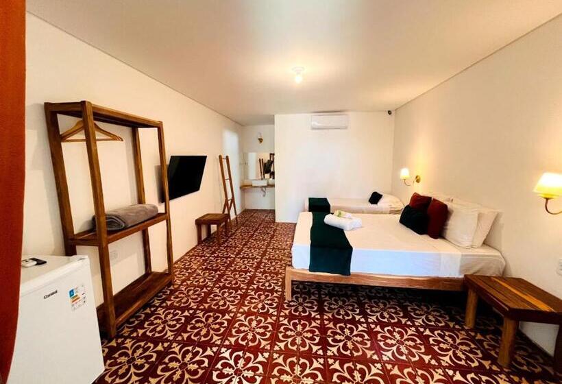 旅馆 Pousada Enero