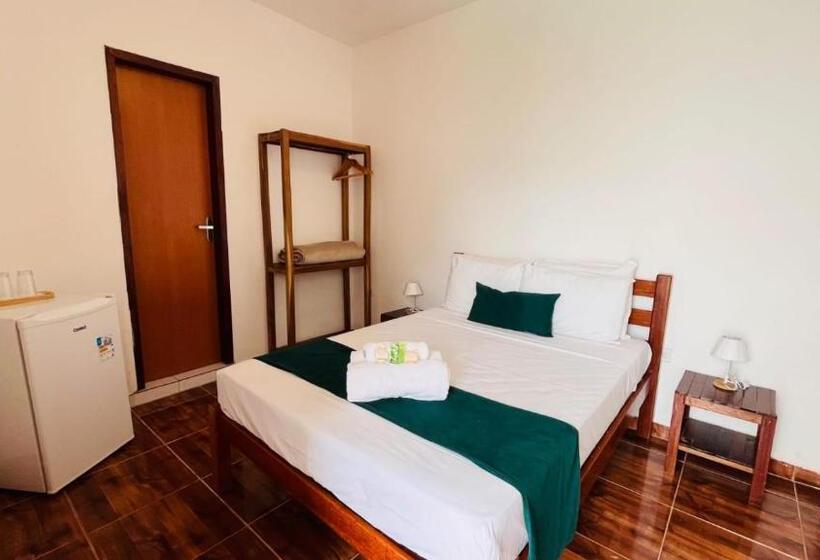 旅馆 Pousada Enero