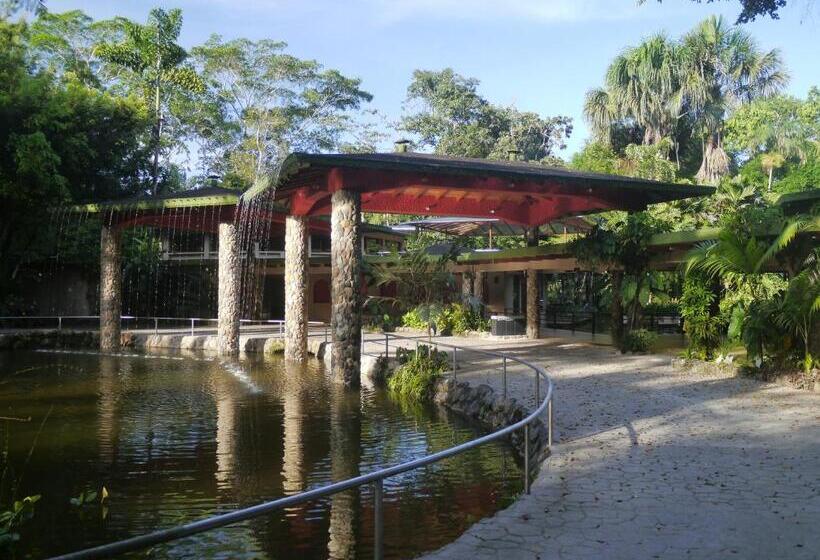 Arahuana Jungle Resort & Spa