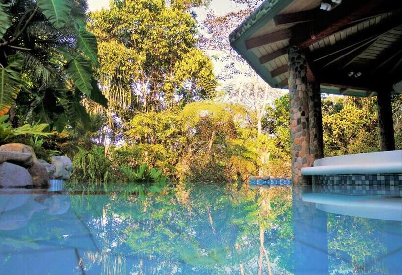 Arahuana Jungle Resort & Spa