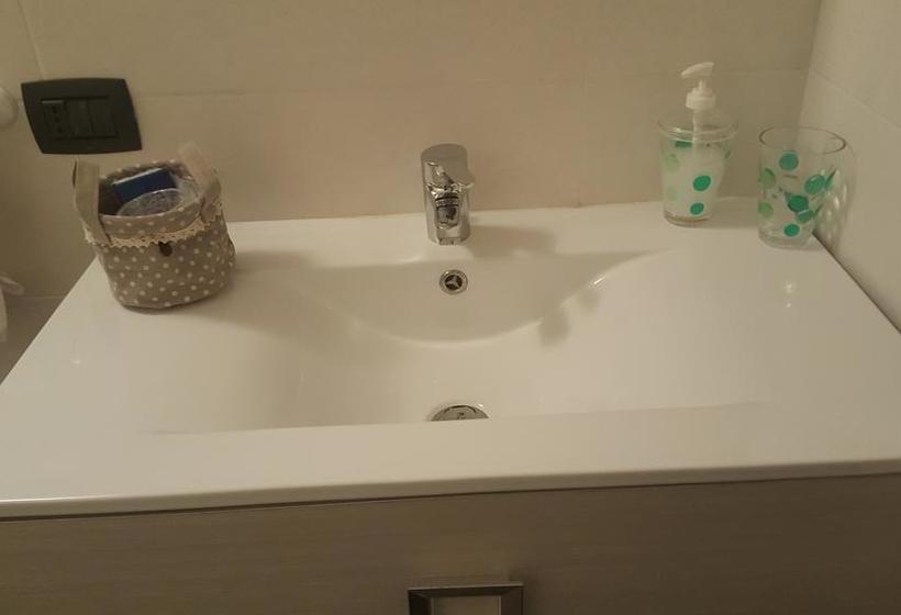 Villa Indipendente A Pochi Passi Dal Lago