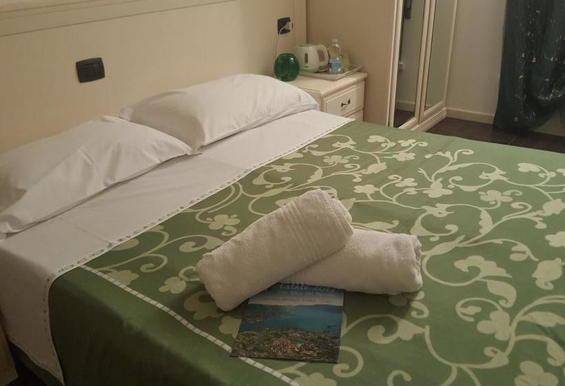 Villa Indipendente A Pochi Passi Dal Lago