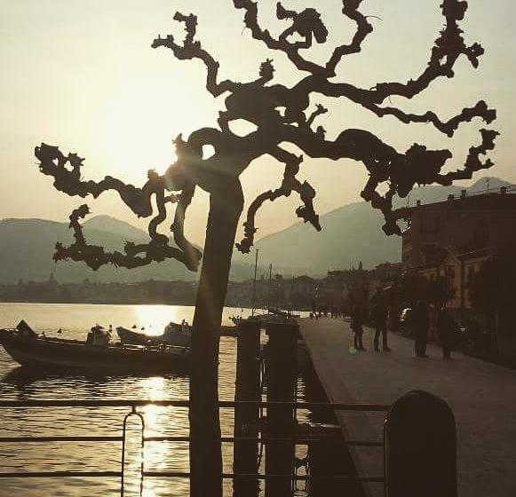 Villa Indipendente A Pochi Passi Dal Lago