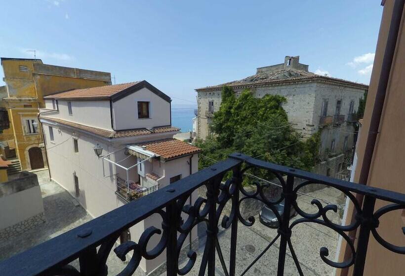 צימר Caterina House Nel Borgo Piú Bello D Italia