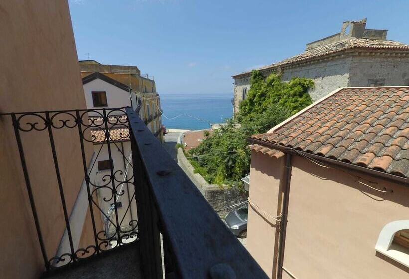 צימר Caterina House Nel Borgo Piú Bello D Italia