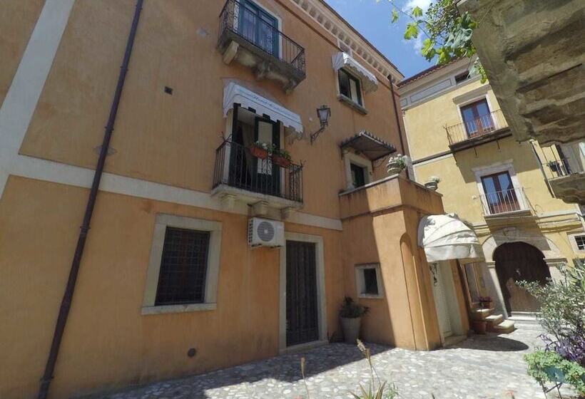 צימר Caterina House Nel Borgo Piú Bello D Italia