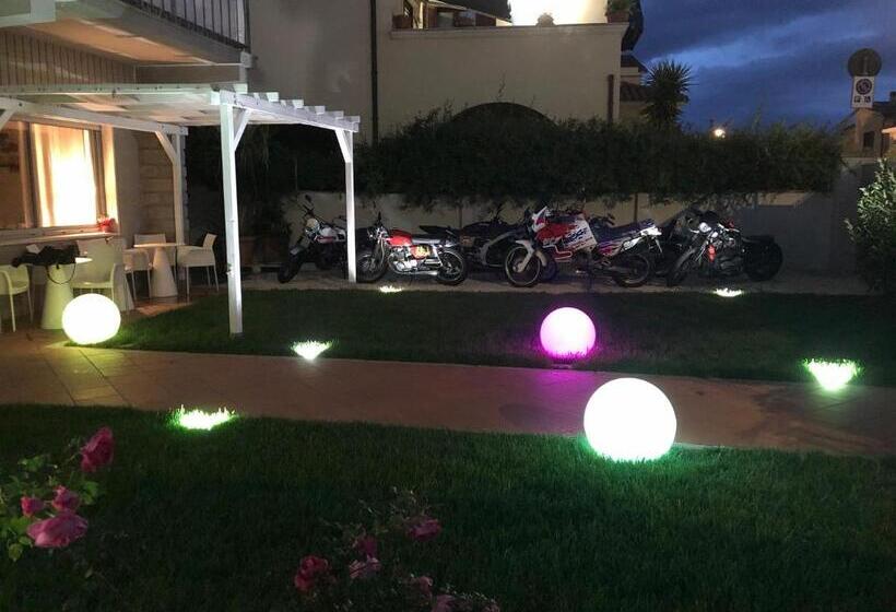 مبيت وإفطار City Garden Guest House