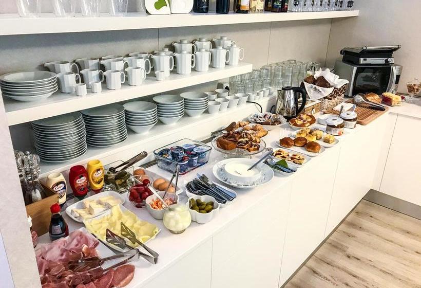 مبيت وإفطار Gardabreak Rooms&breakfast Holiday Apartments