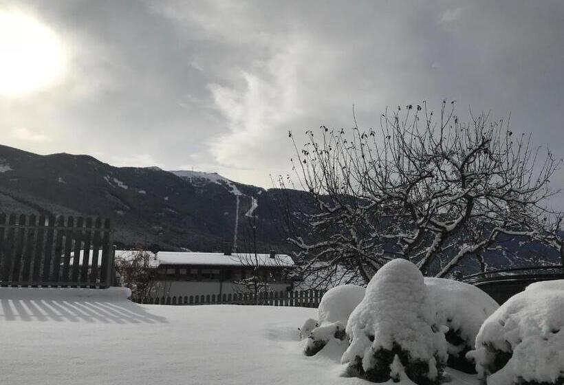 צימר Haus Peskoller