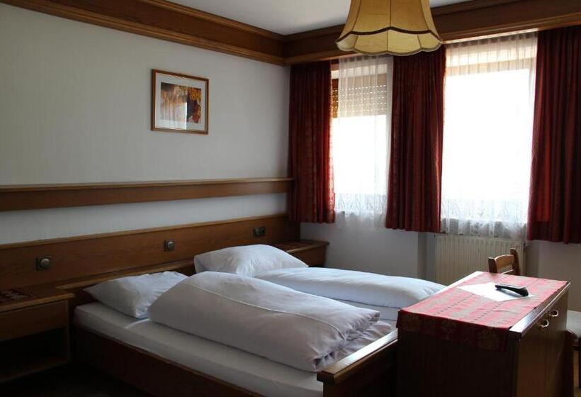 צימר Haus Peskoller