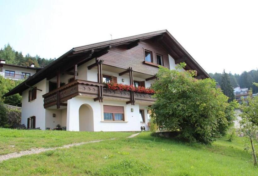 צימר Haus Peskoller