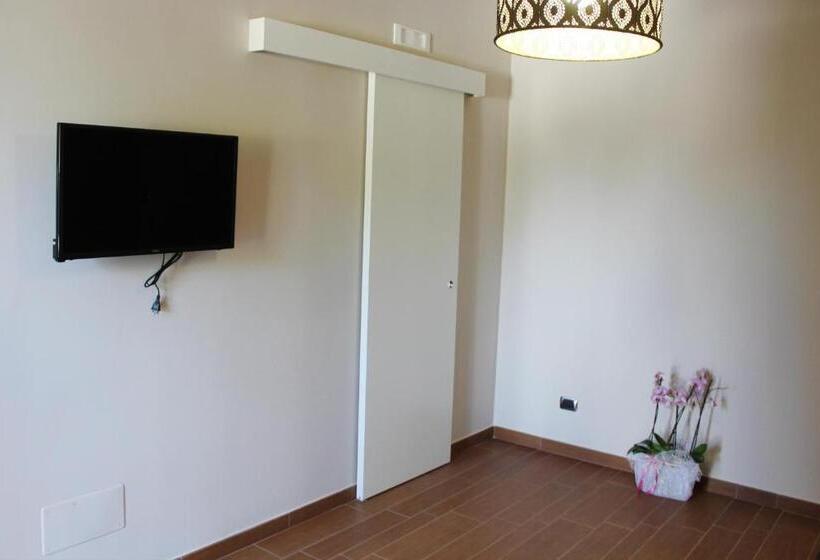 تختخواب و صبحانه Tenuta Serena   Maison De Charme