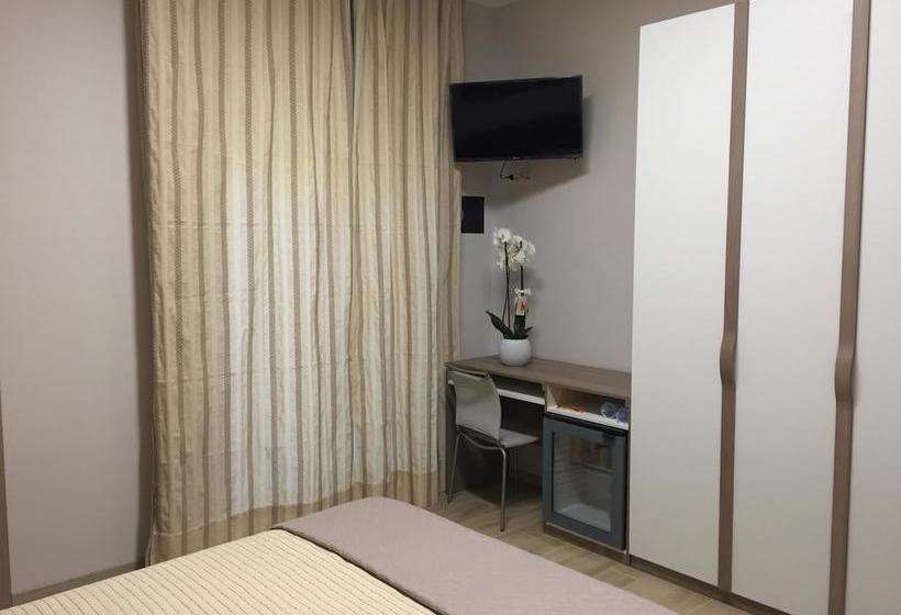 צימר Villa Augustea