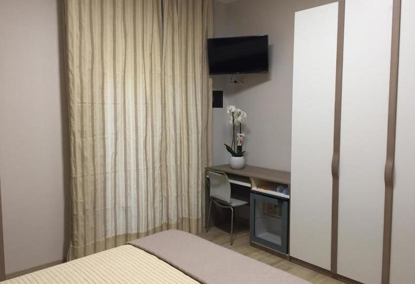 צימר Villa Augustea