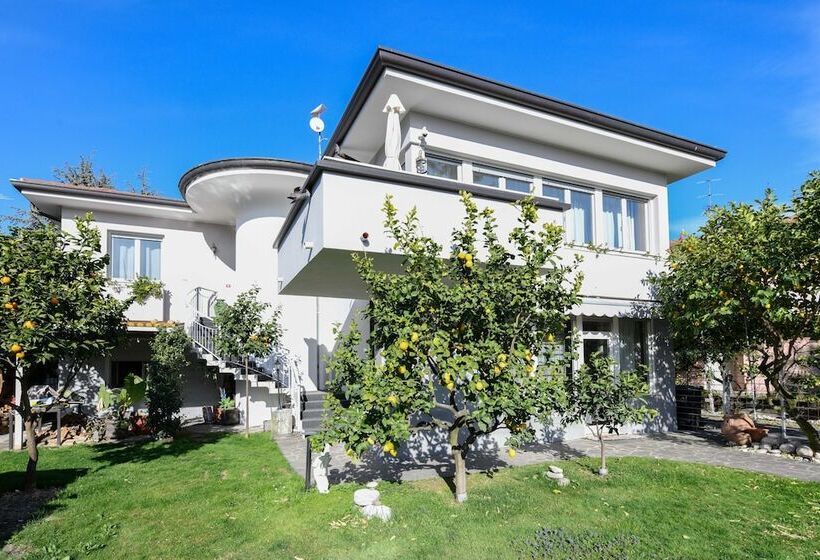 住宿加早餐  Villa Giulia Rooms & Bike