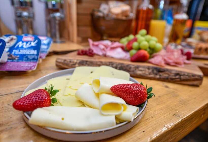 住宿加早餐  Villa Giulia Rooms & Bike