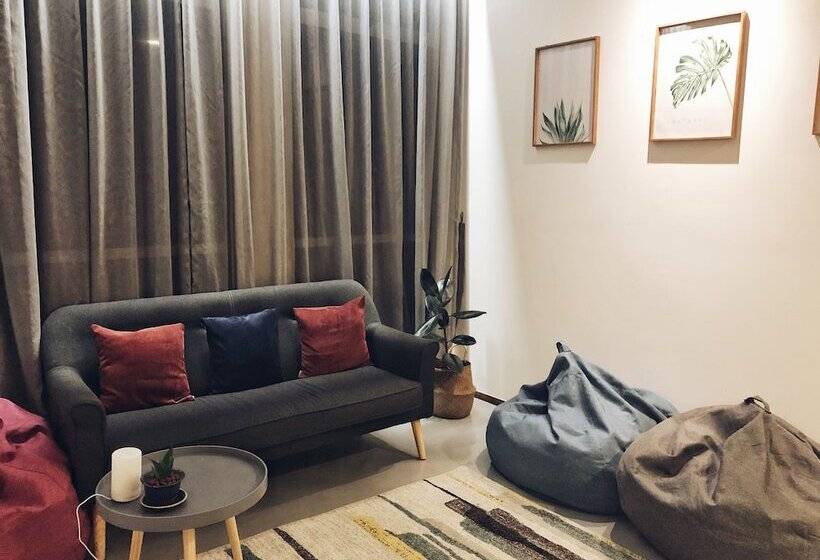 Cozy Hostel