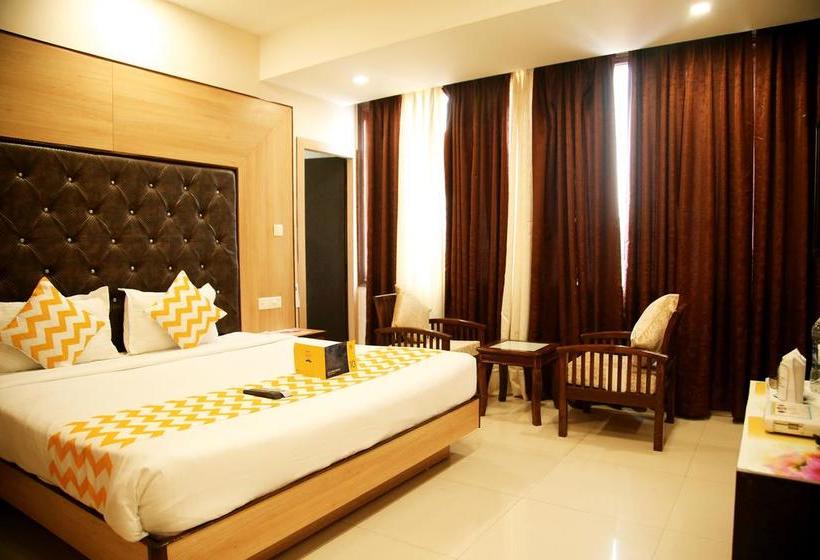 Fabhotel Purple Regency Zirakpur