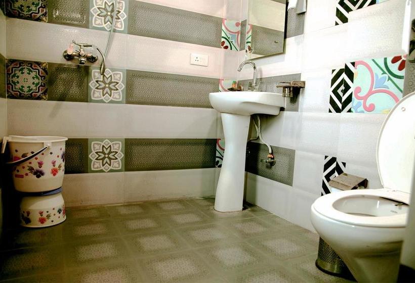 Fabhotel Purple Regency Zirakpur