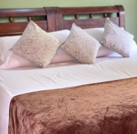 هتل Campestre La Trinidad