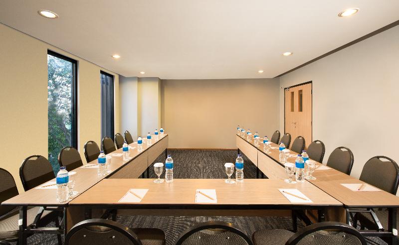 Up Peak Hotel Simpang Lima Semarang Formerly Ha Ka Simpanglima Hotel Semarang