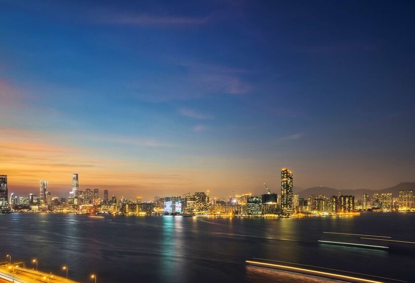 هتل Hyatt Centric Victoria Harbour