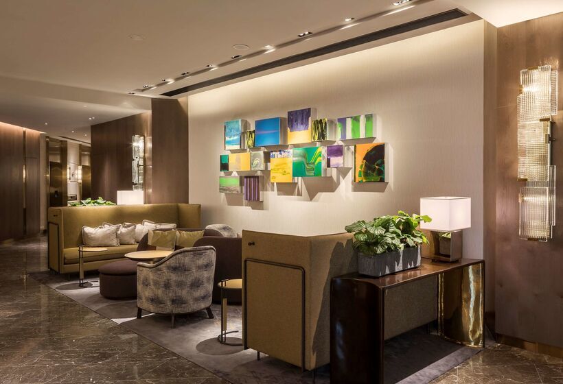 هتل Hyatt Centric Victoria Harbour