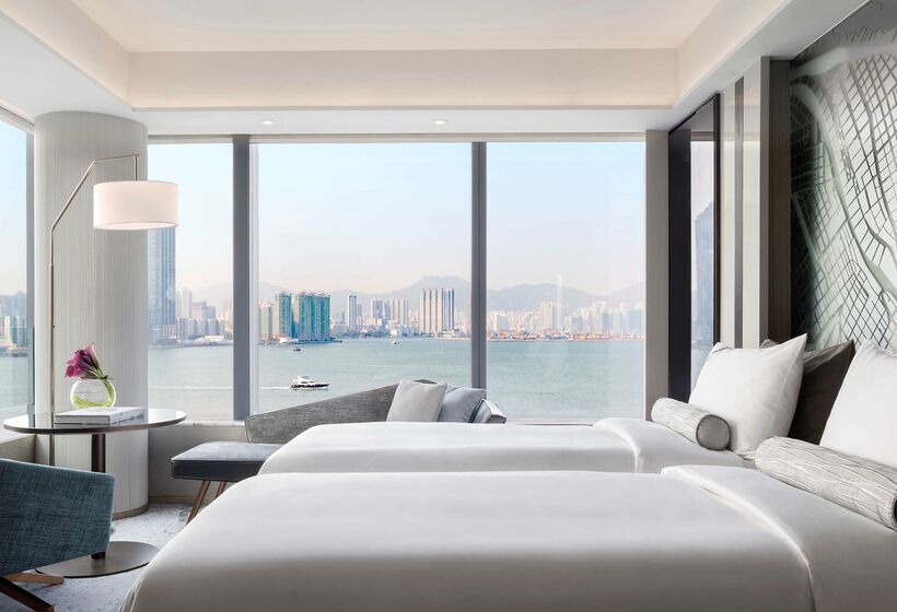 هتل Hyatt Centric Victoria Harbour