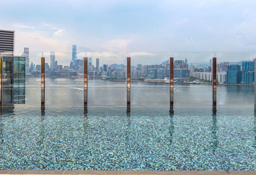 هتل Hyatt Centric Victoria Harbour